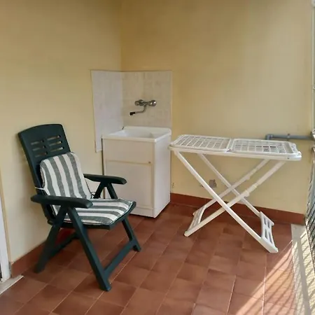 Grazia&andrea Pratoranieri, Capraia 17, 100m. Mare Apartment Follonica