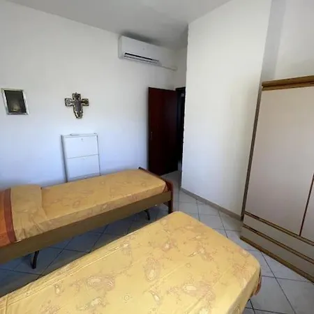 Apartment Grazia&andrea Pratoranieri, Capraia 17, 100m. Mare Follonica